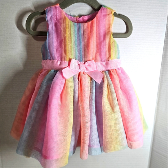 Newborn to 6 months dresses lot - Picture 7 of 9